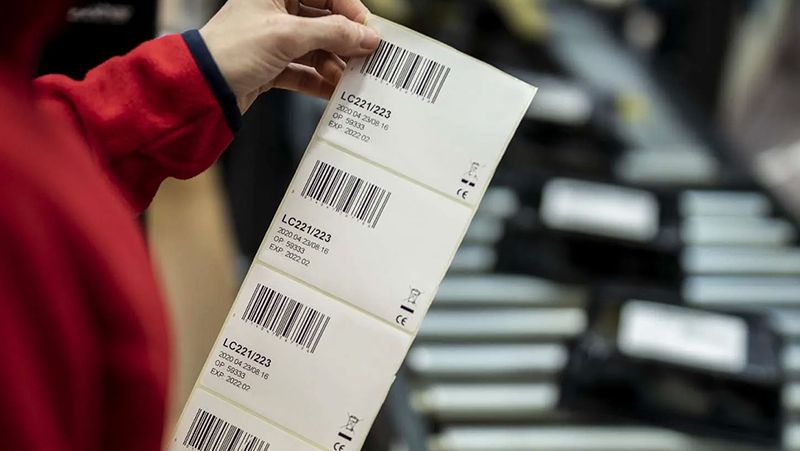 Печать и обработка этикеток в логистике и транспортной отрасли